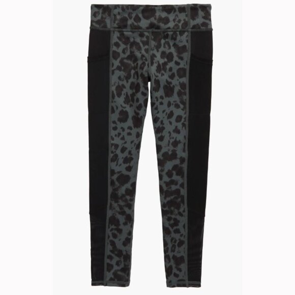 Zella Girl (Nordstrom brand) Luminous Pocket "Grey Urban Cheetah" Leggings - Picture 1 of 10